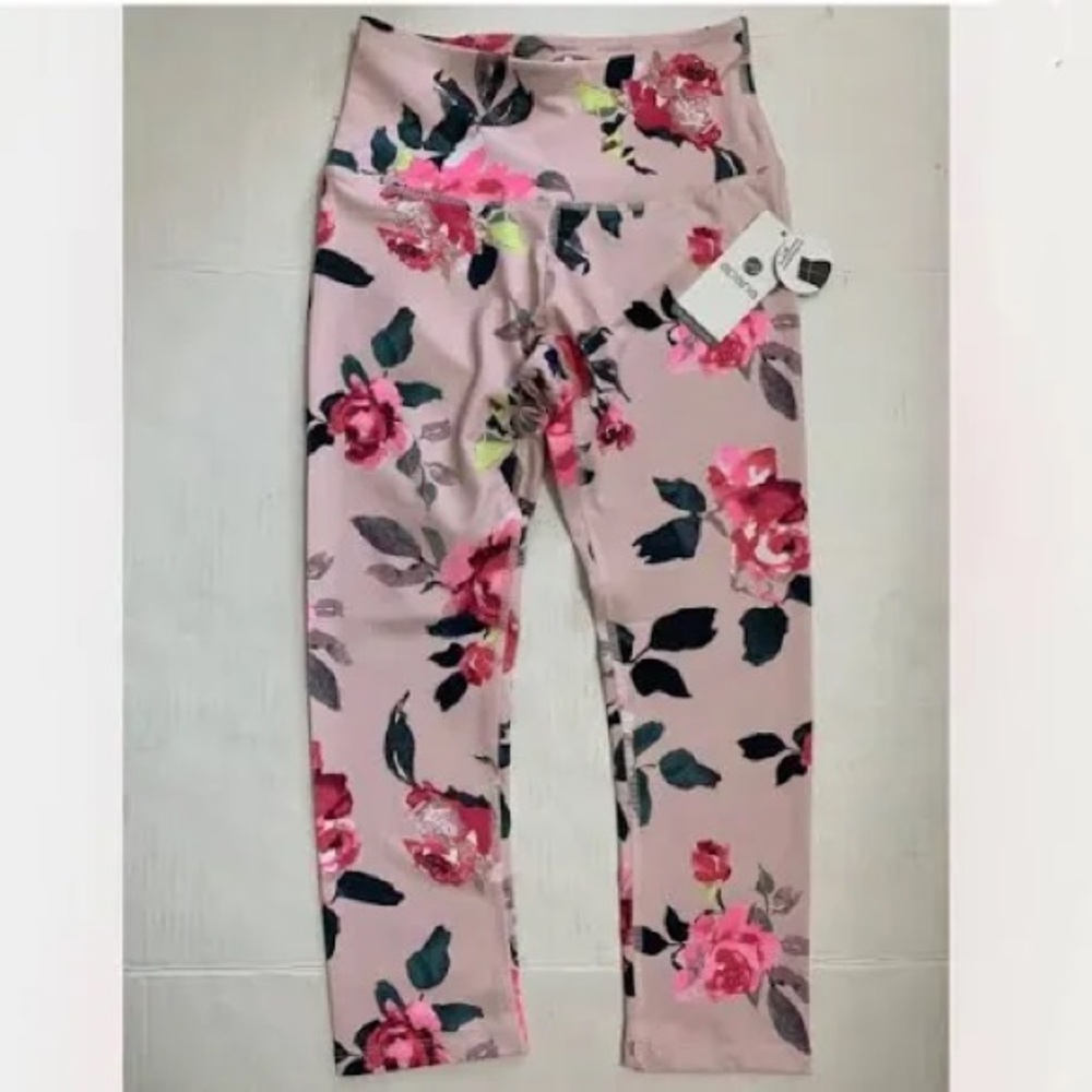NWT Apana crop active leggings Pink Floral Size Small NEW